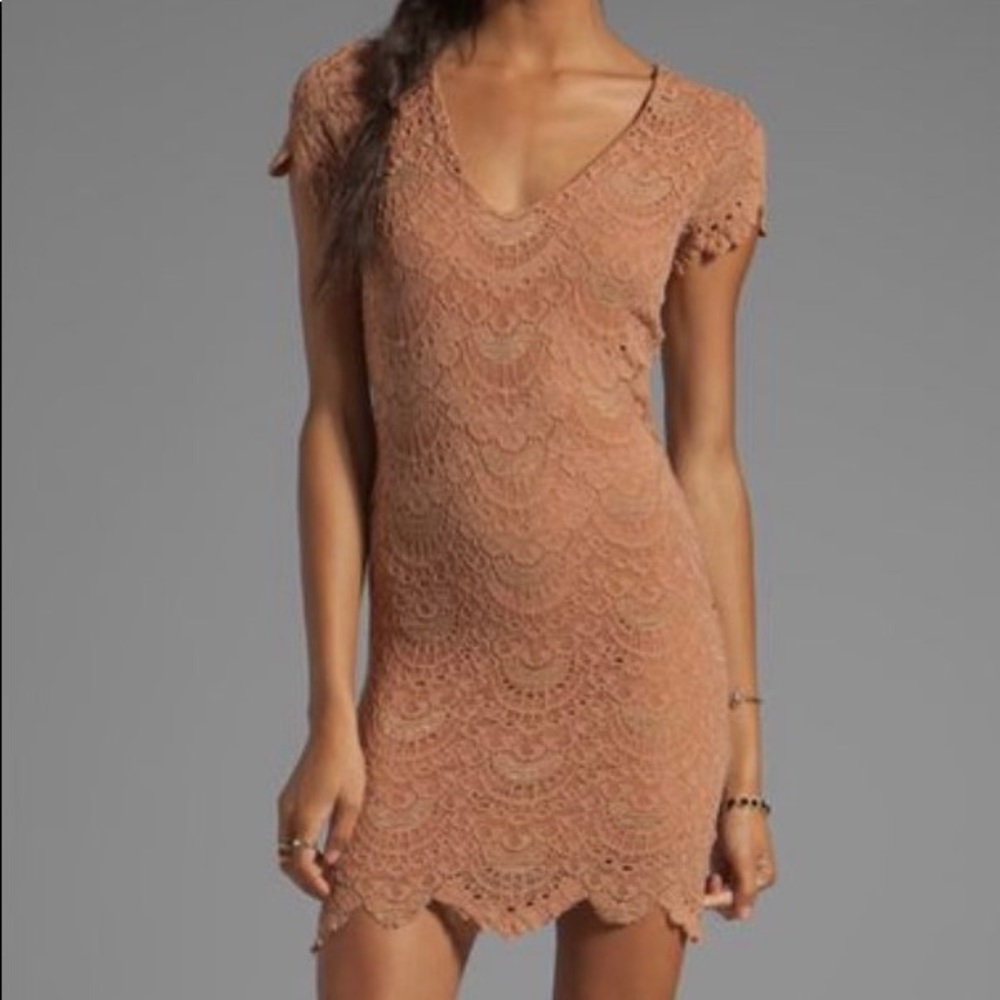 Nightcap pace dress blush size 2 - Picture 4 of 4